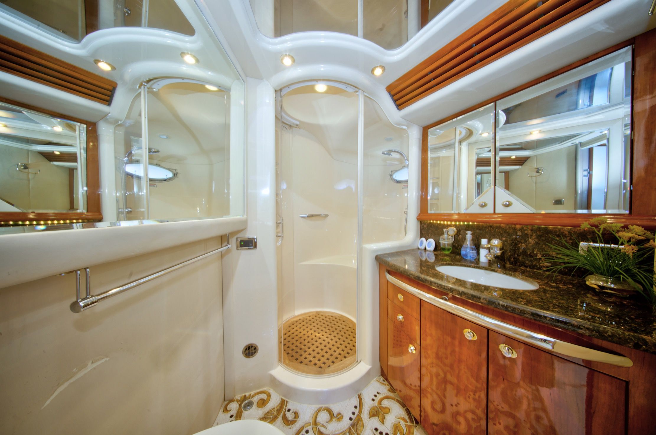 DSC05615_6_7_8_9b_compressed